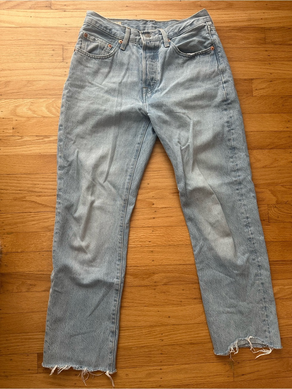 Levi’s 501 Straight-Leg Jeans Light Blue Wash Size 27